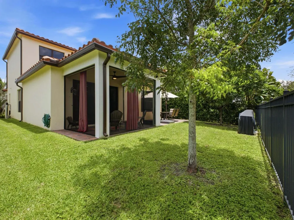 16312 Sandy Shore Drive Westlake, FL 33470