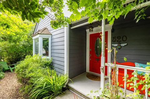 520 4th Street