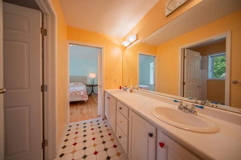 380 Wild Fox Court Scio Township, MI 48103