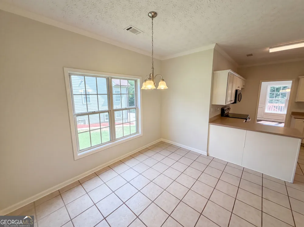 1240 Platinum DR Hoschton, GA 30548