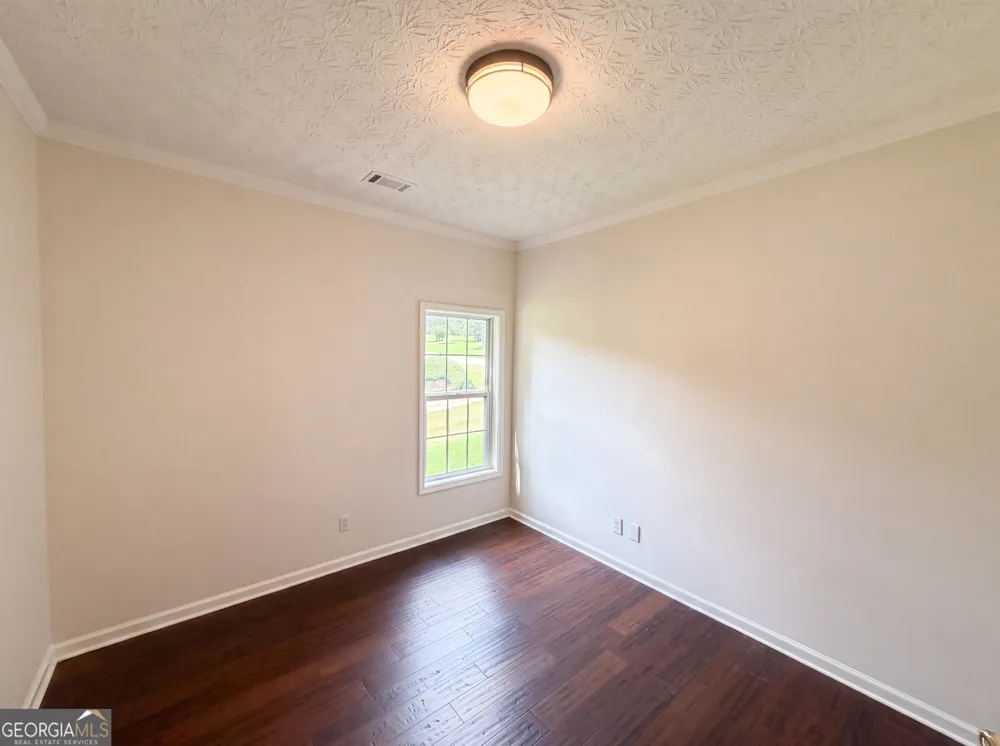 1240 Platinum DR Hoschton, GA 30548