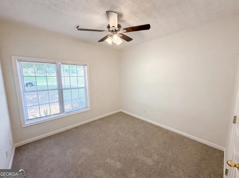 1240 Platinum DR Hoschton, GA 30548