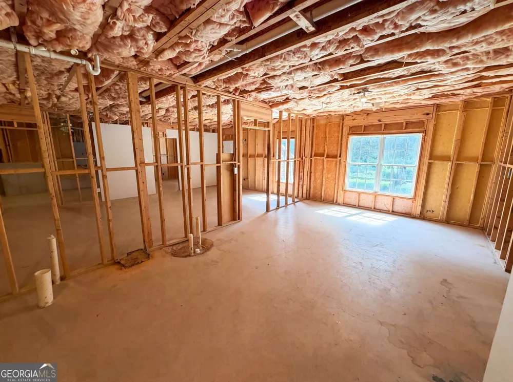 1240 Platinum DR Hoschton, GA 30548