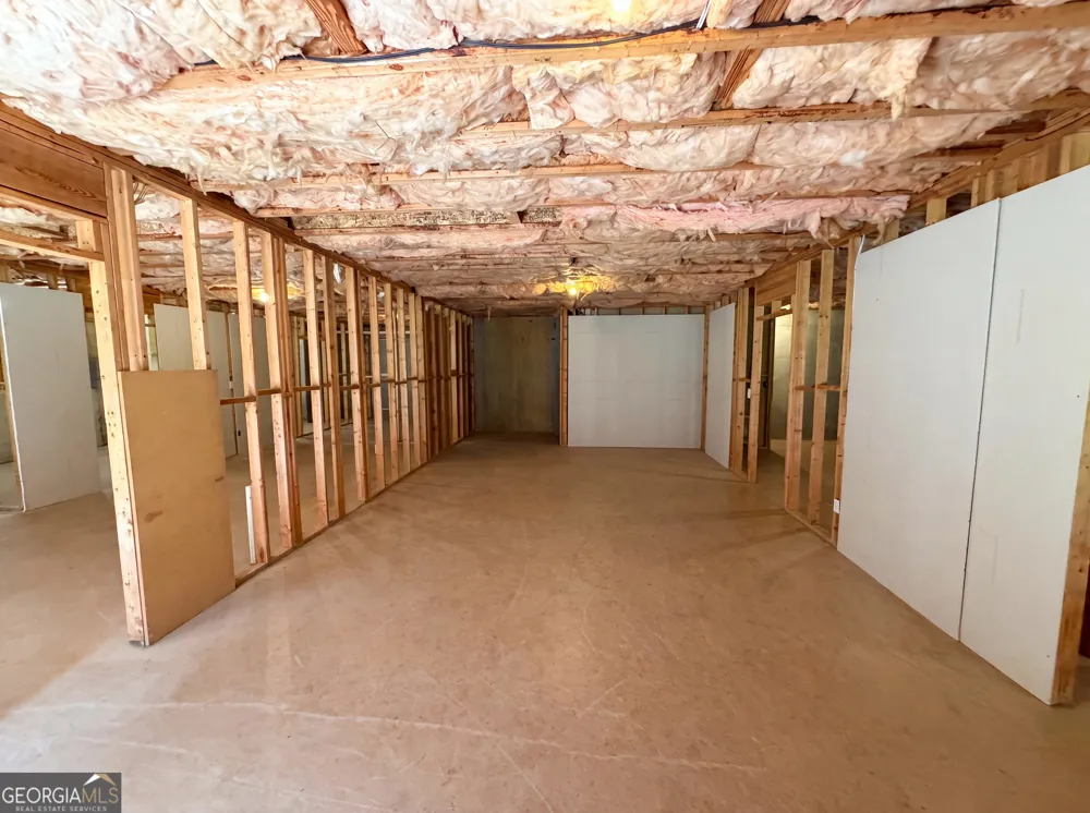 1240 Platinum DR Hoschton, GA 30548