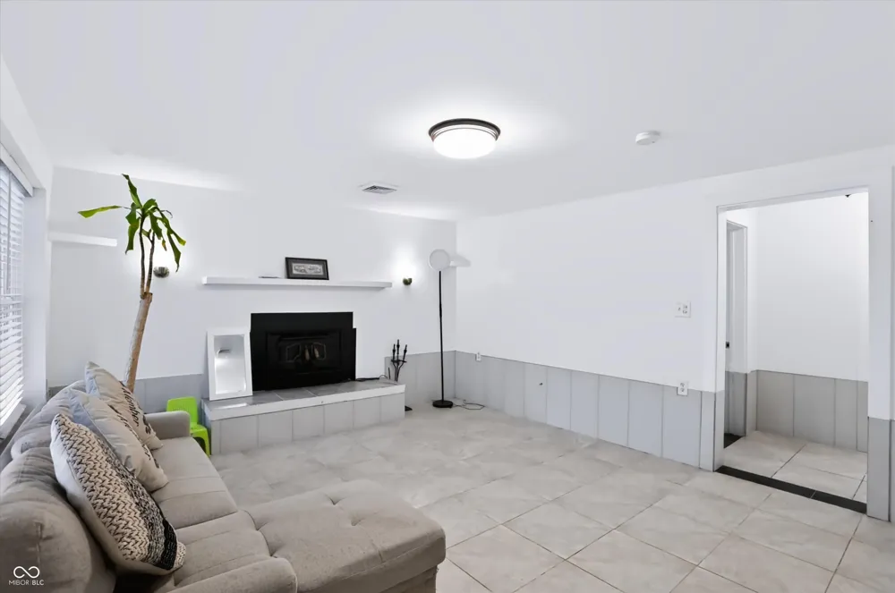 15454 Meith Street Fortville, IN 46040