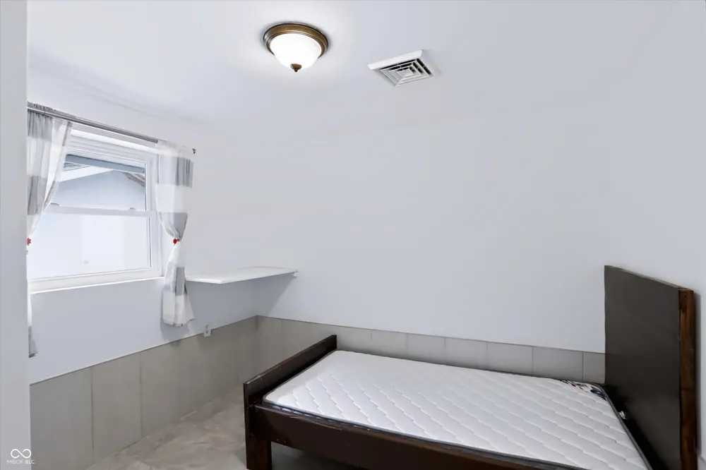 15454 Meith Street Fortville, IN 46040