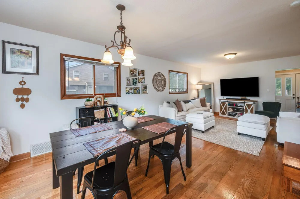 503 Central Avenue S Mapleton, MN 56065