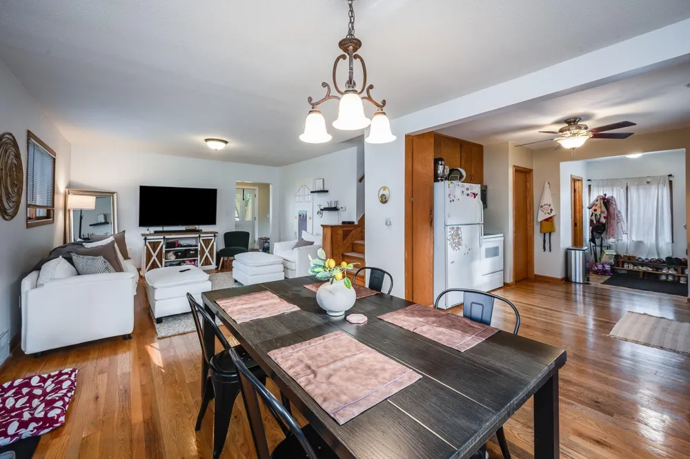 503 Central Avenue S Mapleton, MN 56065