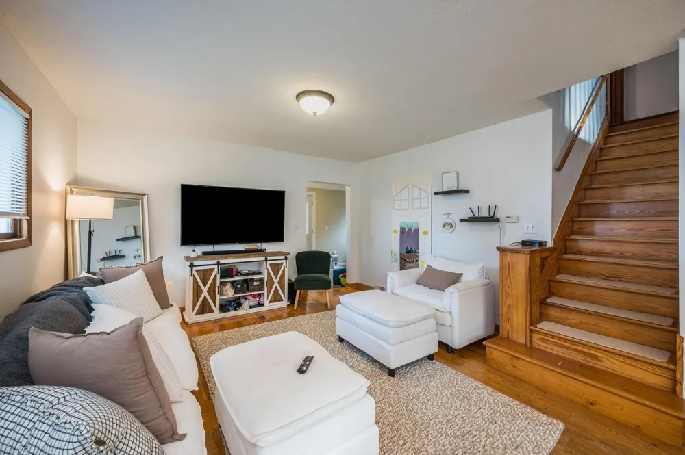 503 Central Avenue S Mapleton, MN 56065
