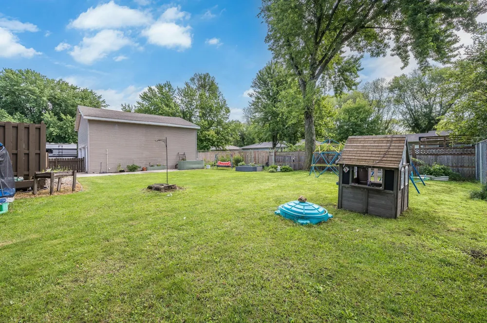 503 Central Avenue S Mapleton, MN 56065