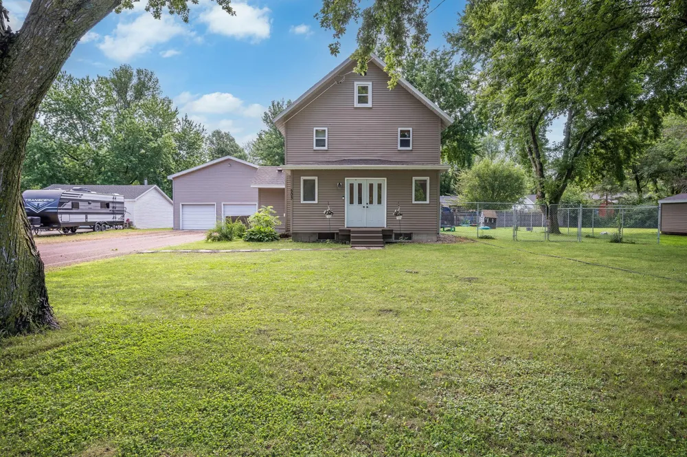 503 Central Avenue S Mapleton, MN 56065