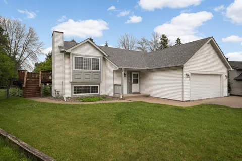 2432 Henslow Court
