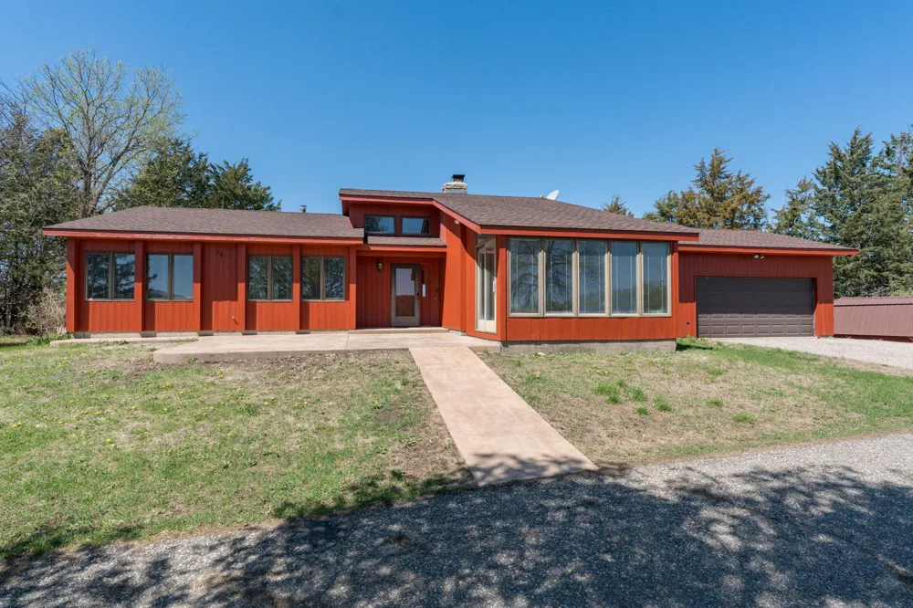 29558 Pumpkin Hill Road Le Sueur, MN 56058