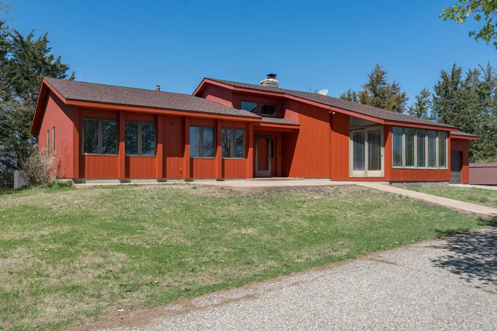 29558 Pumpkin Hill Road Le Sueur, MN 56058