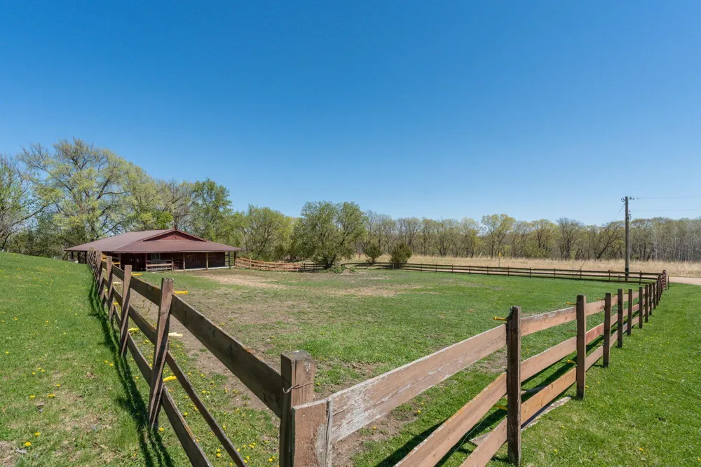 29558 Pumpkin Hill Road Le Sueur, MN 56058