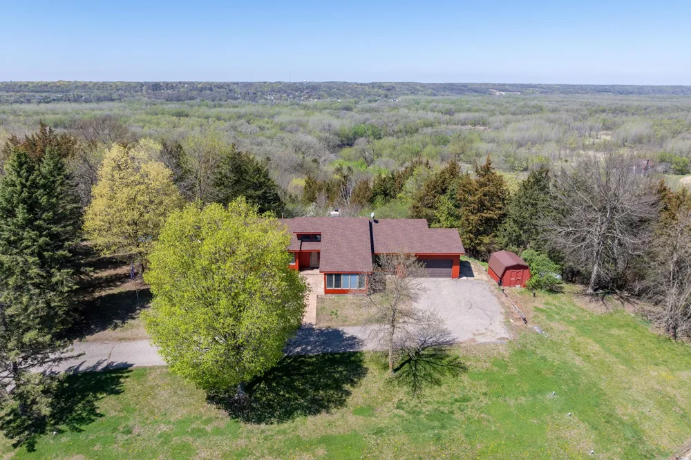 29558 Pumpkin Hill Road Le Sueur, MN 56058