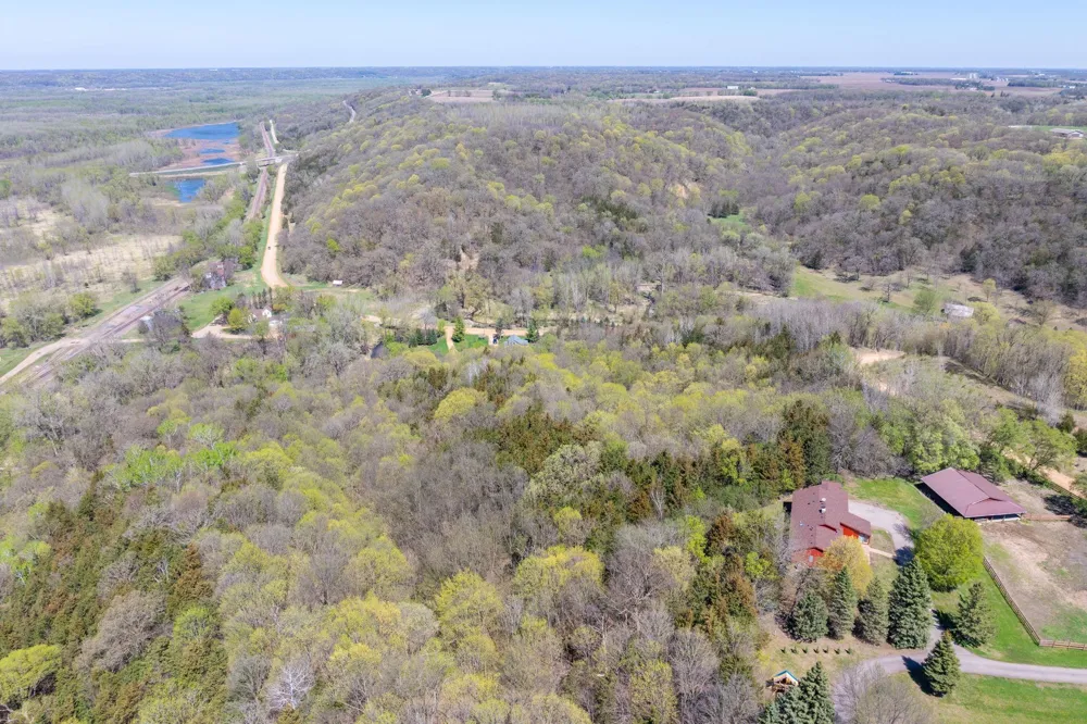 29558 Pumpkin Hill Road Le Sueur, MN 56058