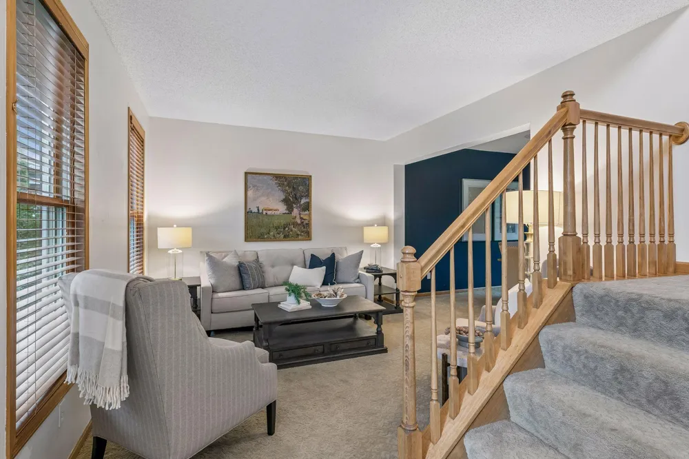 2719 Longacres Drive Chanhassen, MN 55317