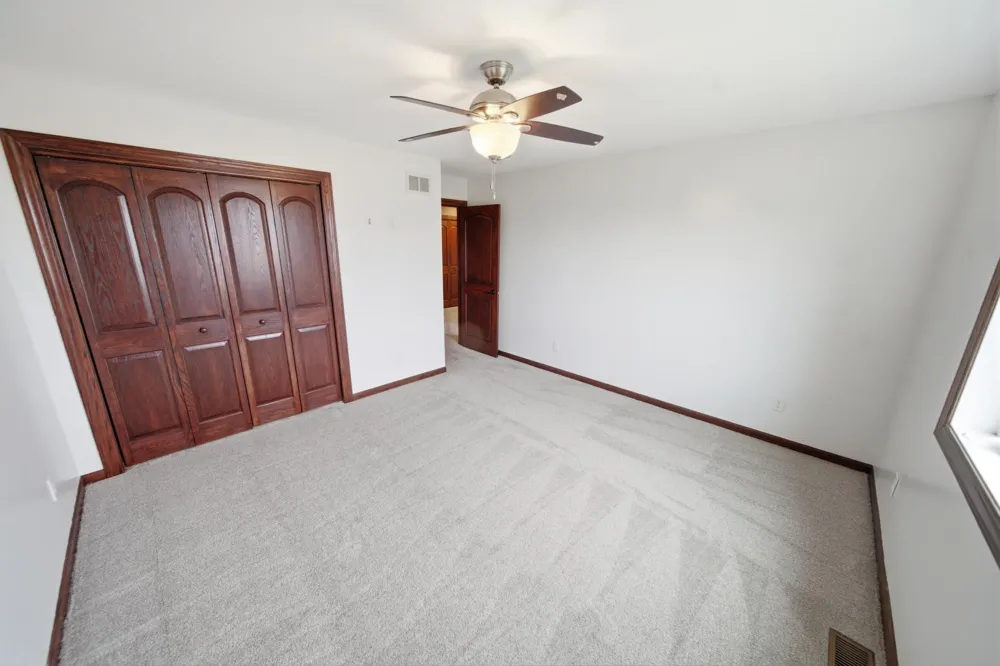580 Canyon Lane NW Eyota, MN 55934