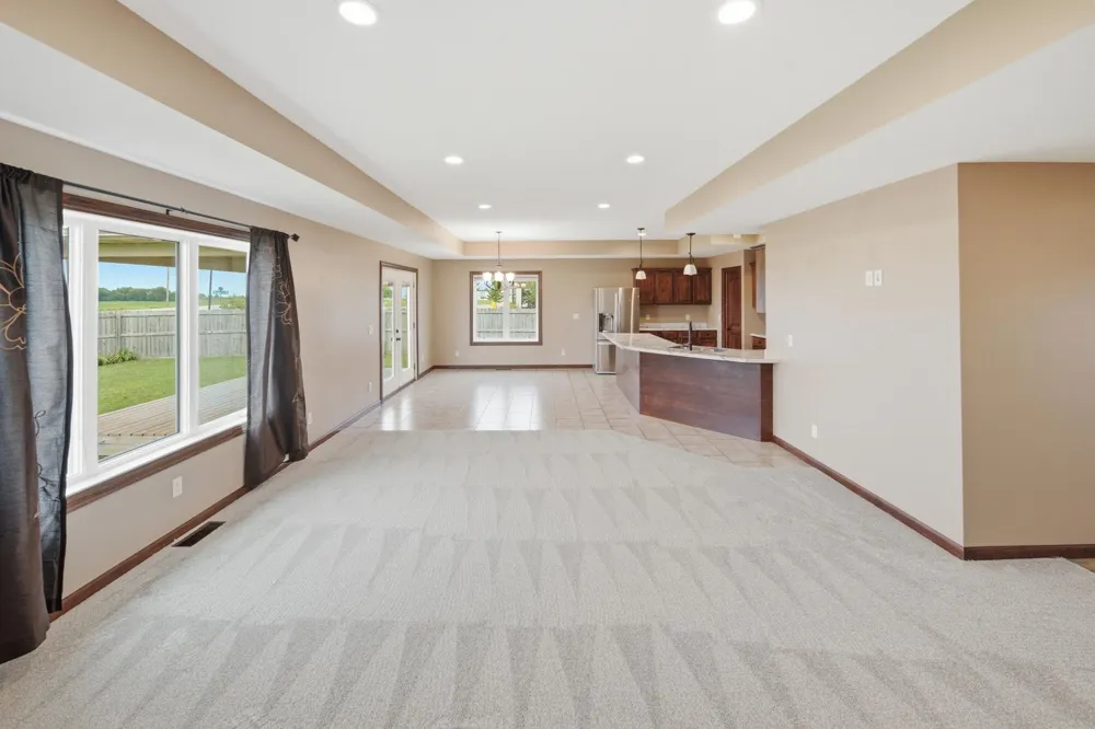 580 Canyon Lane NW Eyota, MN 55934