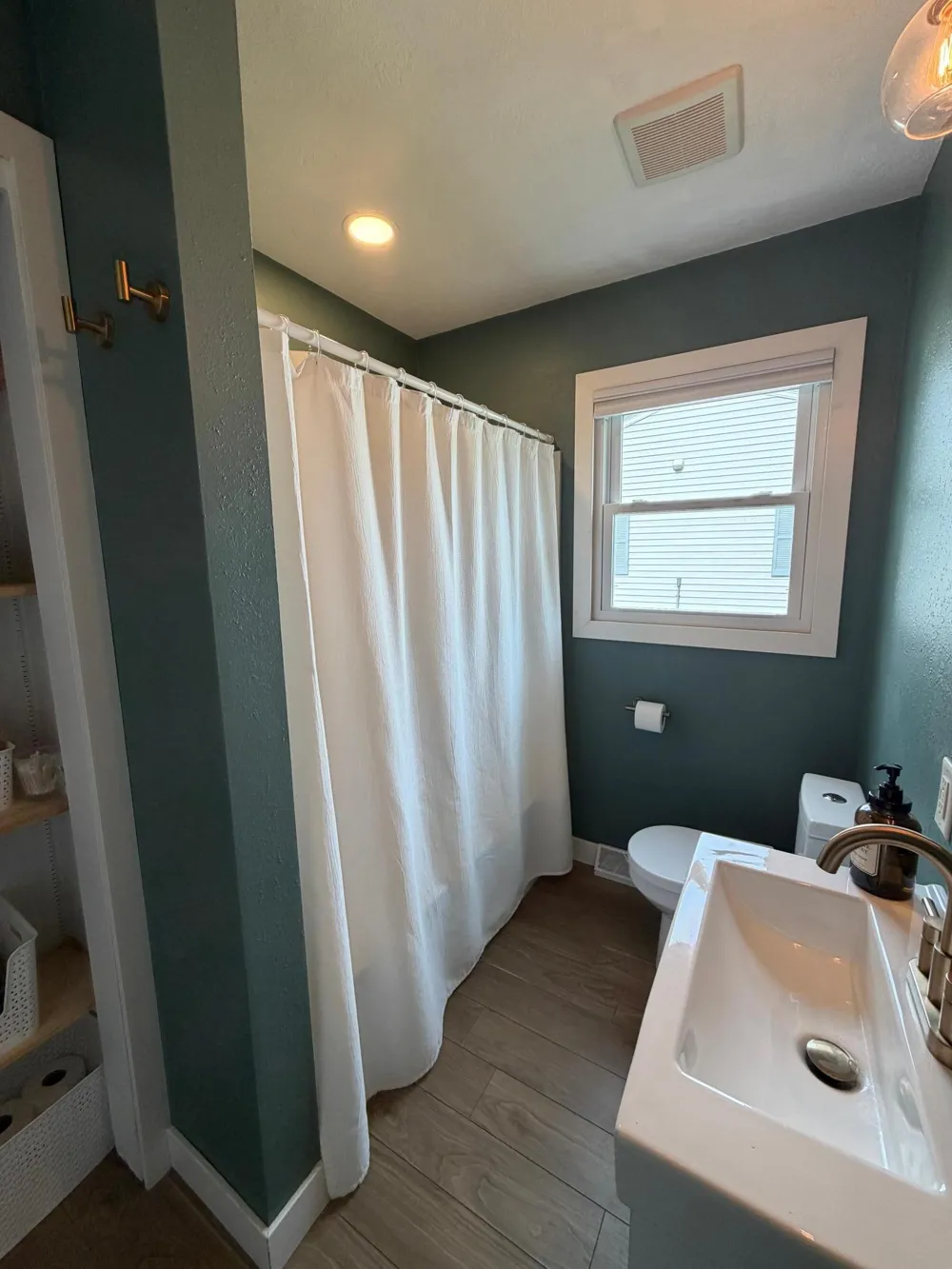 209 E Barck Avenue Luverne, MN 56156