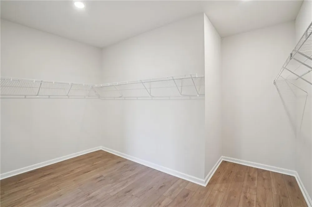 5695 Broad River View #444 Peachtree Corners, GA 30092