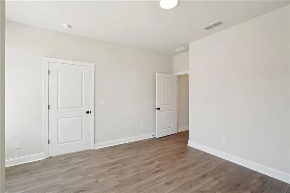5695 Broad River View #444 Peachtree Corners, GA 30092