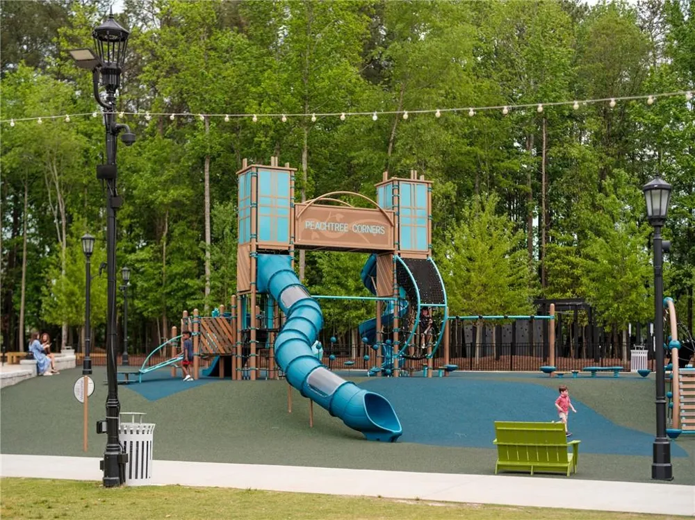 5695 Broad River View #444 Peachtree Corners, GA 30092