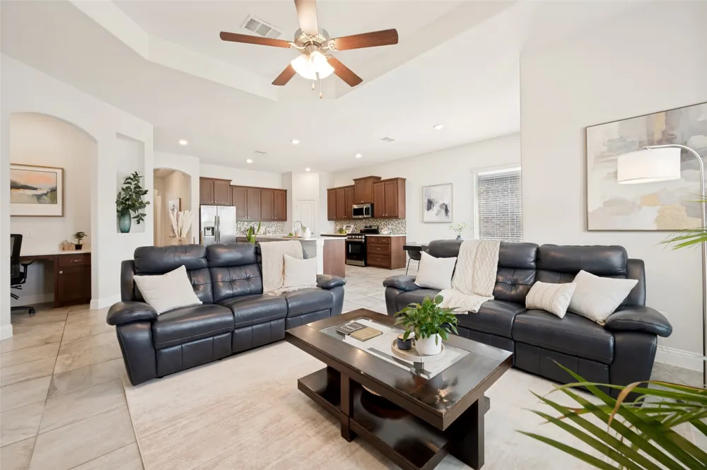 1409 Summit View Lane Little Elm, TX 76227