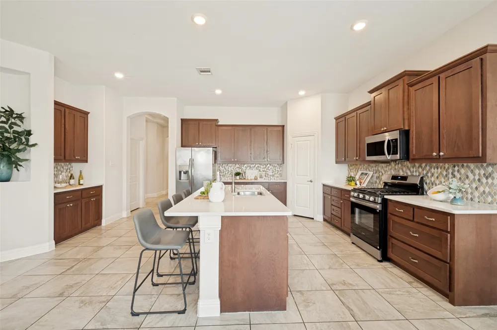 1409 Summit View Lane Little Elm, TX 76227