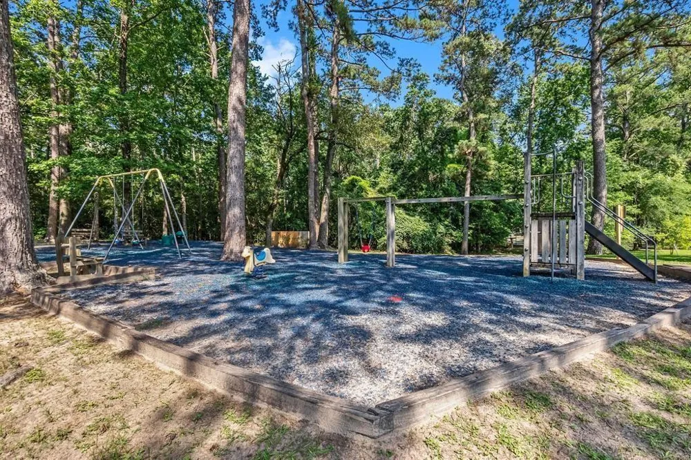 23 Wentworth Ln Coldspring, TX 77331