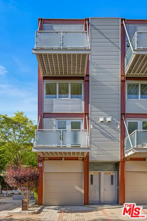 3450 Cahuenga Boulevard #801