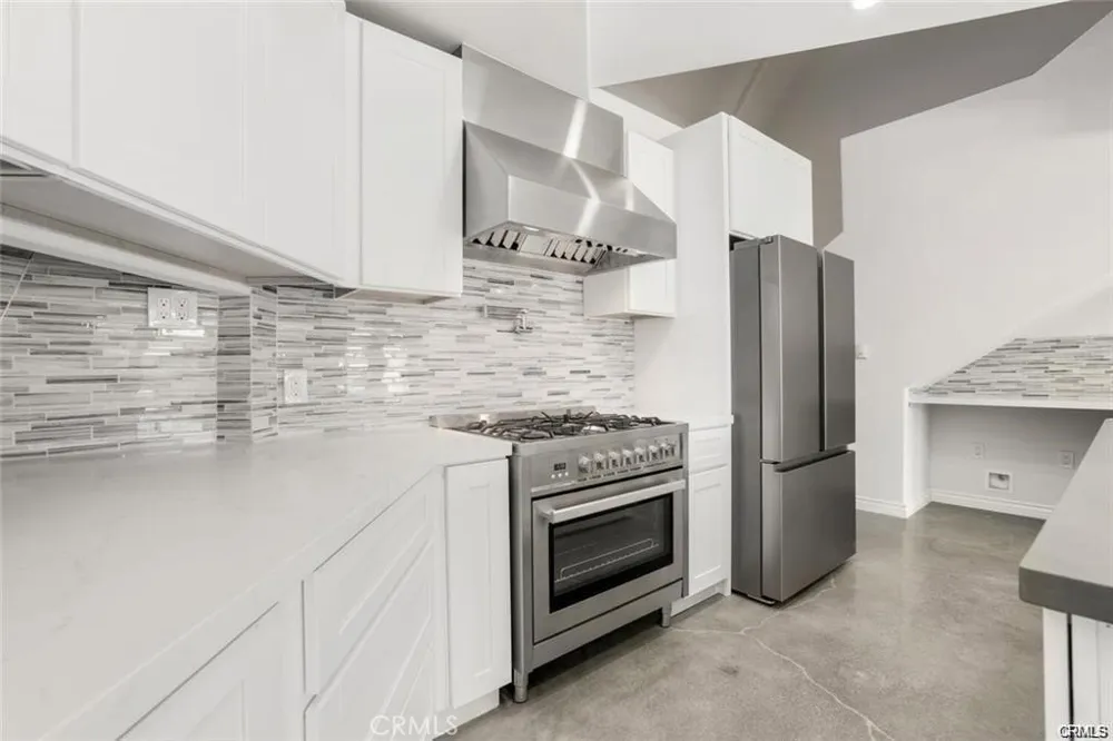 2411 Topanga Canyon Boulevard Topanga, CA 90290