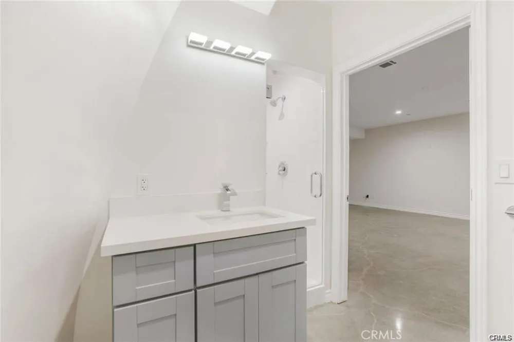 2411 Topanga Canyon Boulevard Topanga, CA 90290