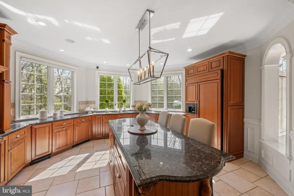 365 ARBOR CIRCLE Media, PA 19063