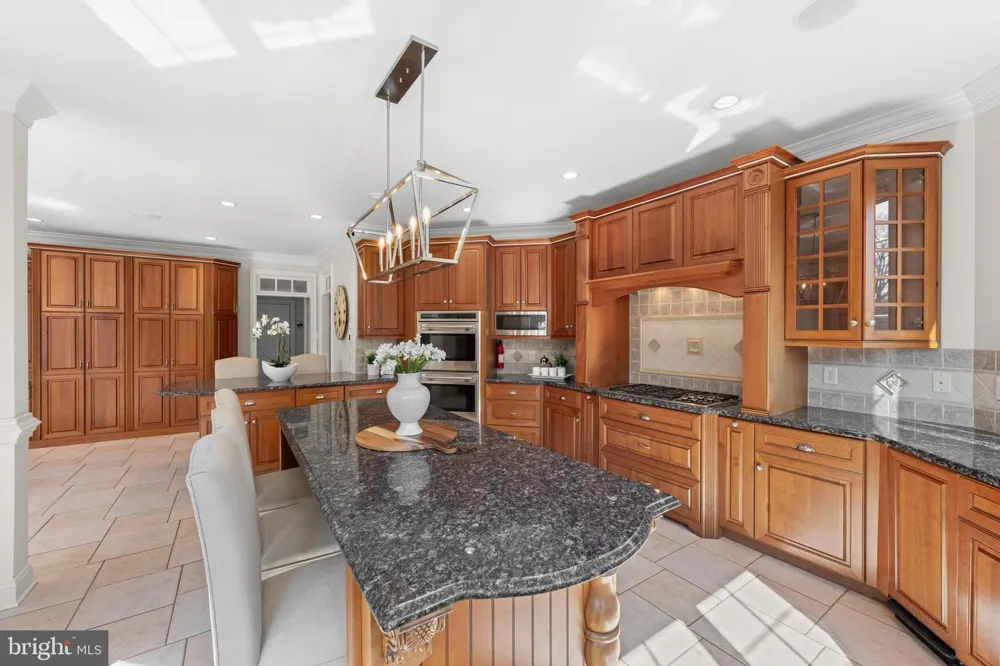 365 ARBOR CIRCLE Media, PA 19063