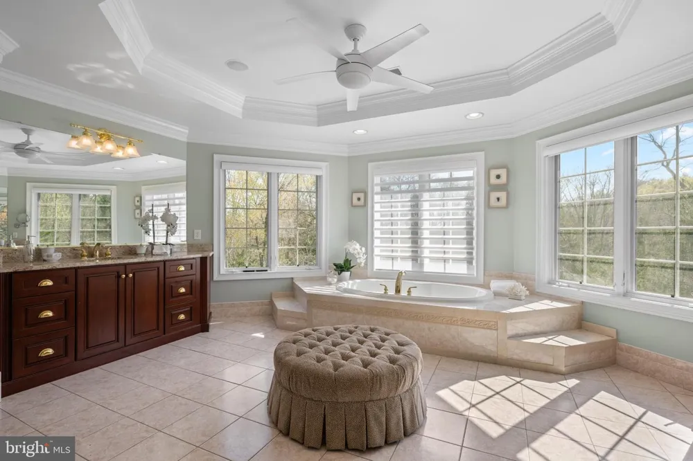 365 ARBOR CIRCLE Media, PA 19063