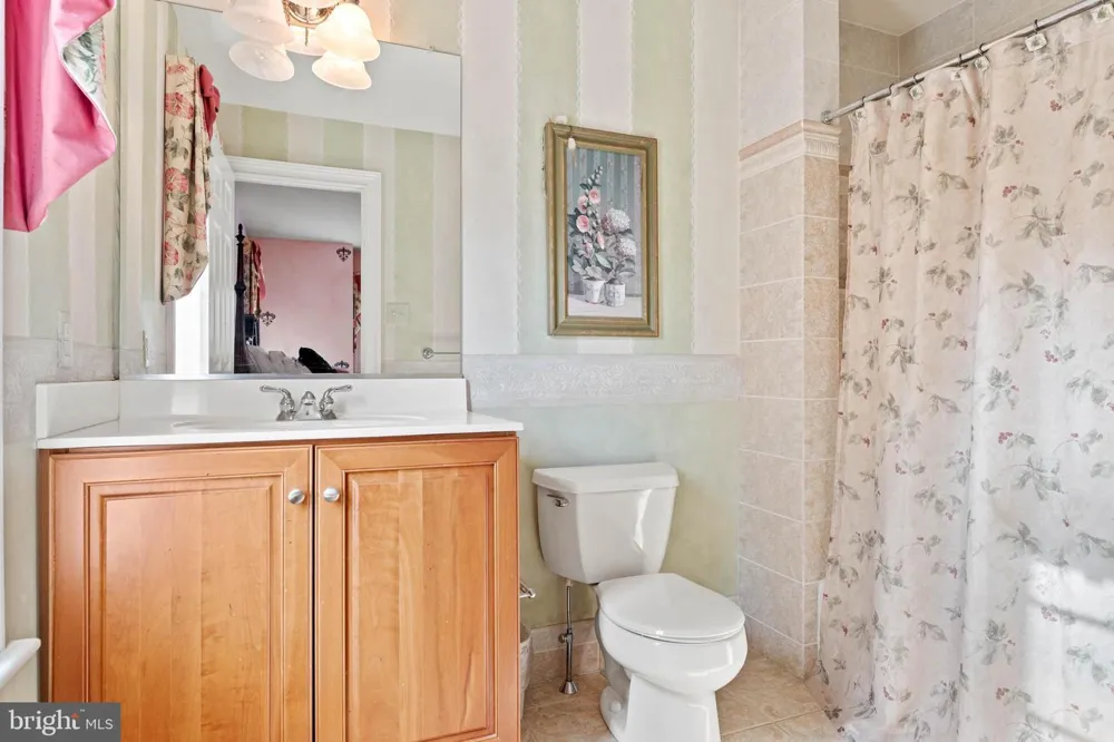 365 ARBOR CIRCLE Media, PA 19063