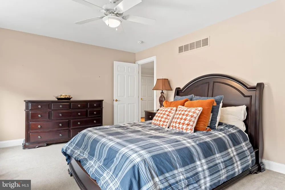365 ARBOR CIRCLE Media, PA 19063