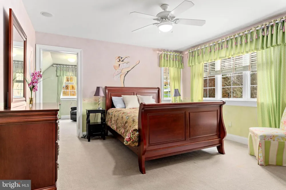 365 ARBOR CIRCLE Media, PA 19063