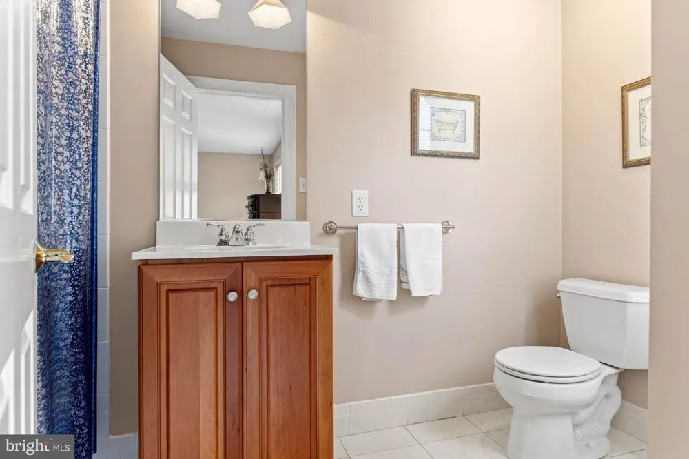 365 ARBOR CIRCLE Media, PA 19063