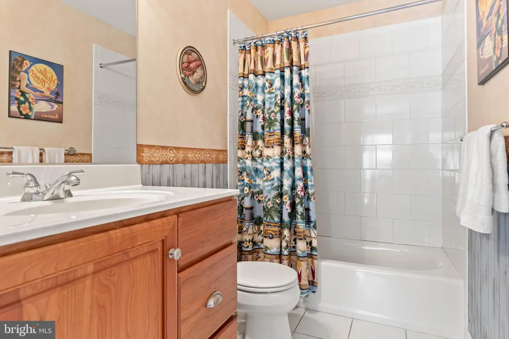 365 ARBOR CIRCLE Media, PA 19063
