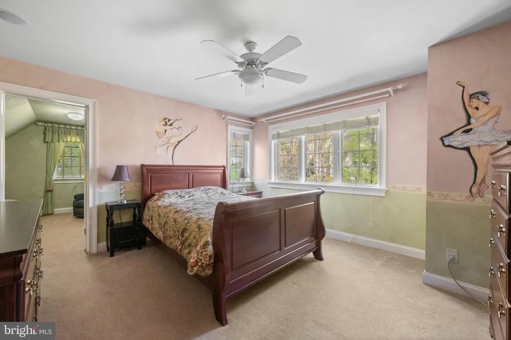 365 ARBOR CIRCLE Media, PA 19063