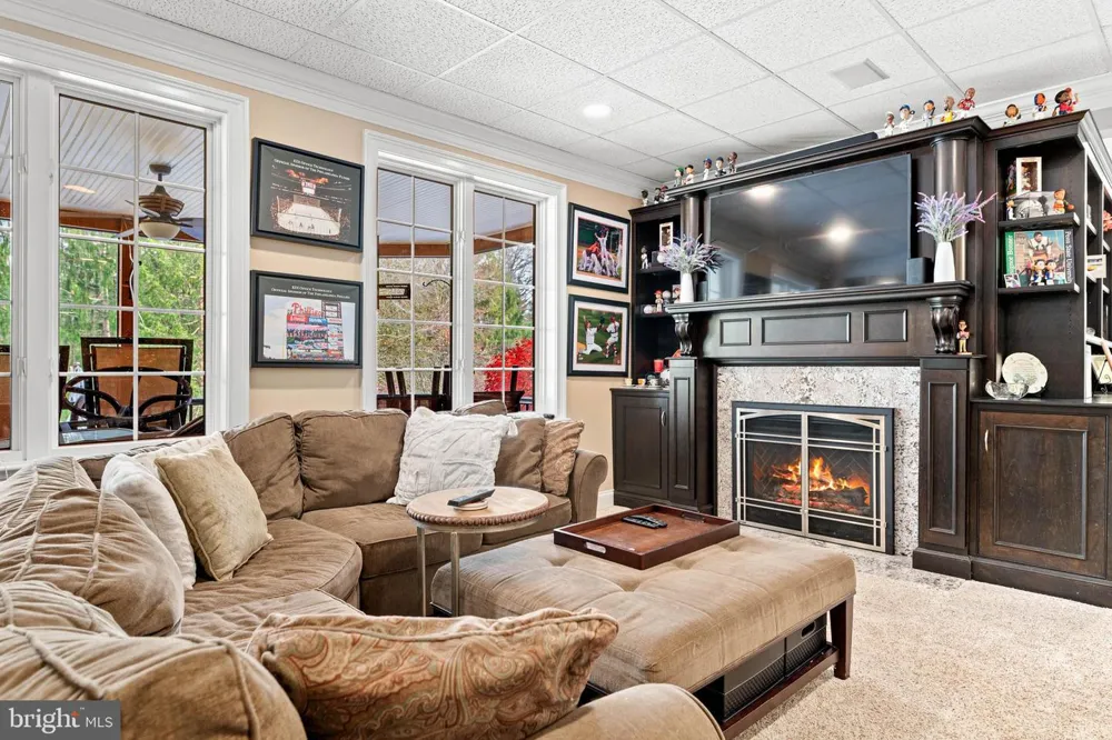 365 ARBOR CIRCLE Media, PA 19063