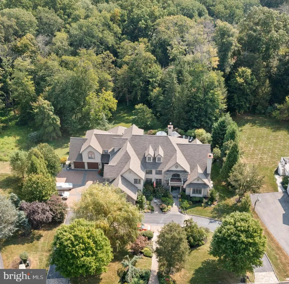 365 ARBOR CIRCLE Media, PA 19063