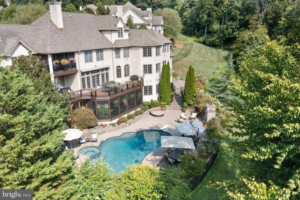 365 ARBOR CIRCLE Media, PA 19063
