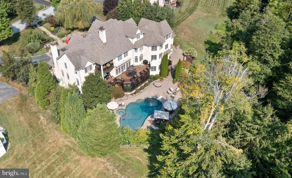 365 ARBOR CIRCLE Media, PA 19063