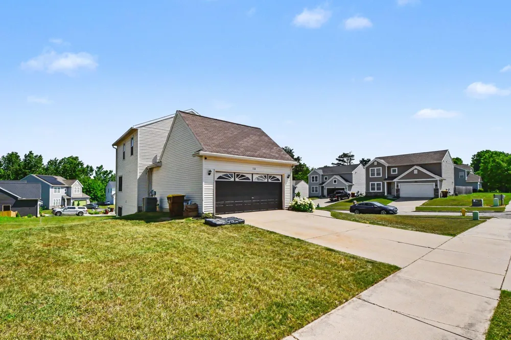 132 Foxtail Drive Ionia, MI 48846