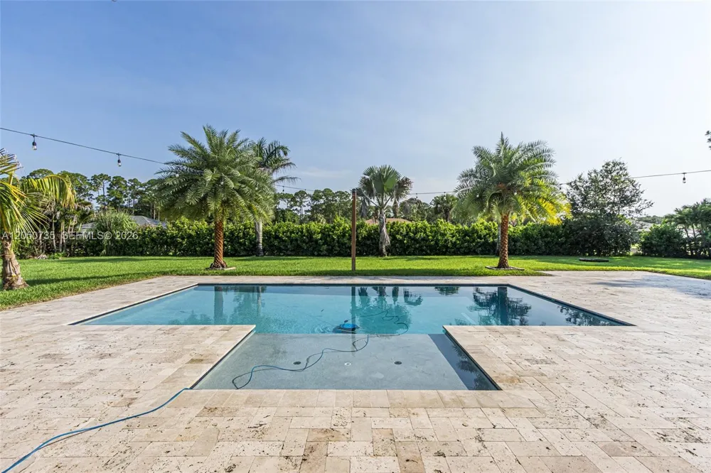 15397 66th Ct N Loxahatchee, FL 33470