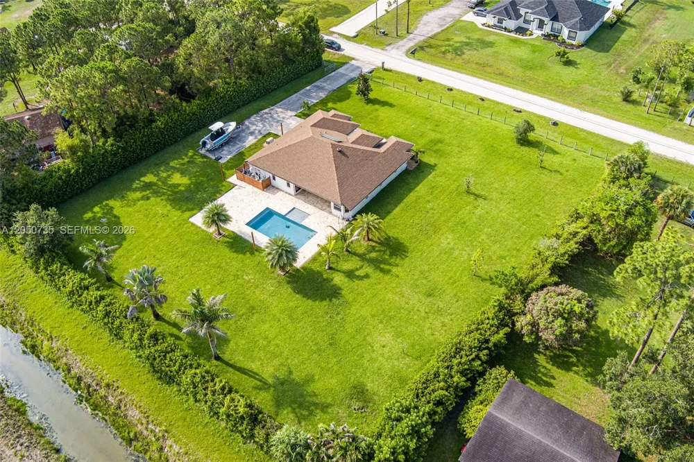 15397 66th Ct N Loxahatchee, FL 33470